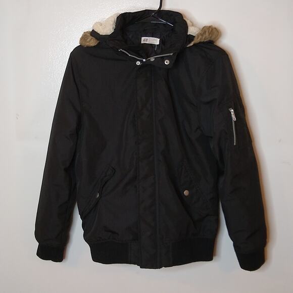 H&M juniors 13 /14 black hooded jacket. Warm - Picture 1 of 9